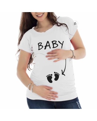 t-shirt mezza manica premaman scritta baby e disegno freccia che indica i piedini del neonato nel pancione