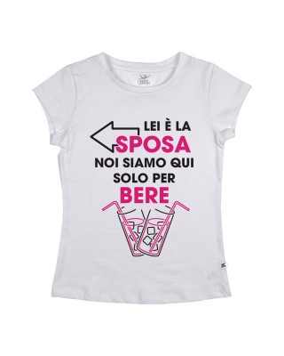 T-shirt Donna "Noi siamo qui per bere"