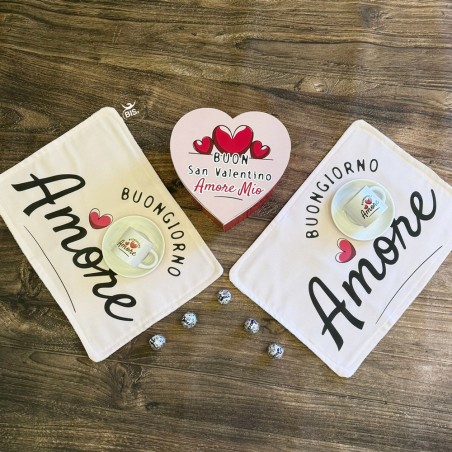 scatola cuore foto  coppia tovagliette e tazzine da caffe