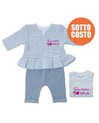 Winter Newborn jumpsuit, with hearts + "I'm daddy's meatball" print.