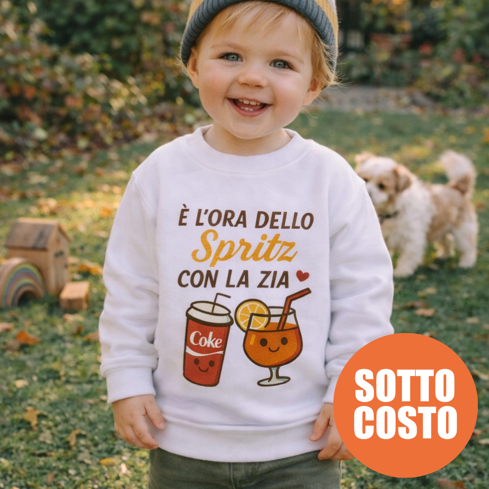 Felpa bambino ironica “È l’ora dello Spritz con la zia”. Morbida, divertente e perfetta come regalo per la zia. Scopri l’idea re