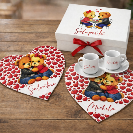 Scatola Regalo Colazione d’Amore Personalizzabile Teddy Lovers – Tazzine e Tovagliette a Cuore