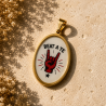 Charm "Beat a Te" – Ciondolo Portafortuna Napoletano con Mano Cornuta