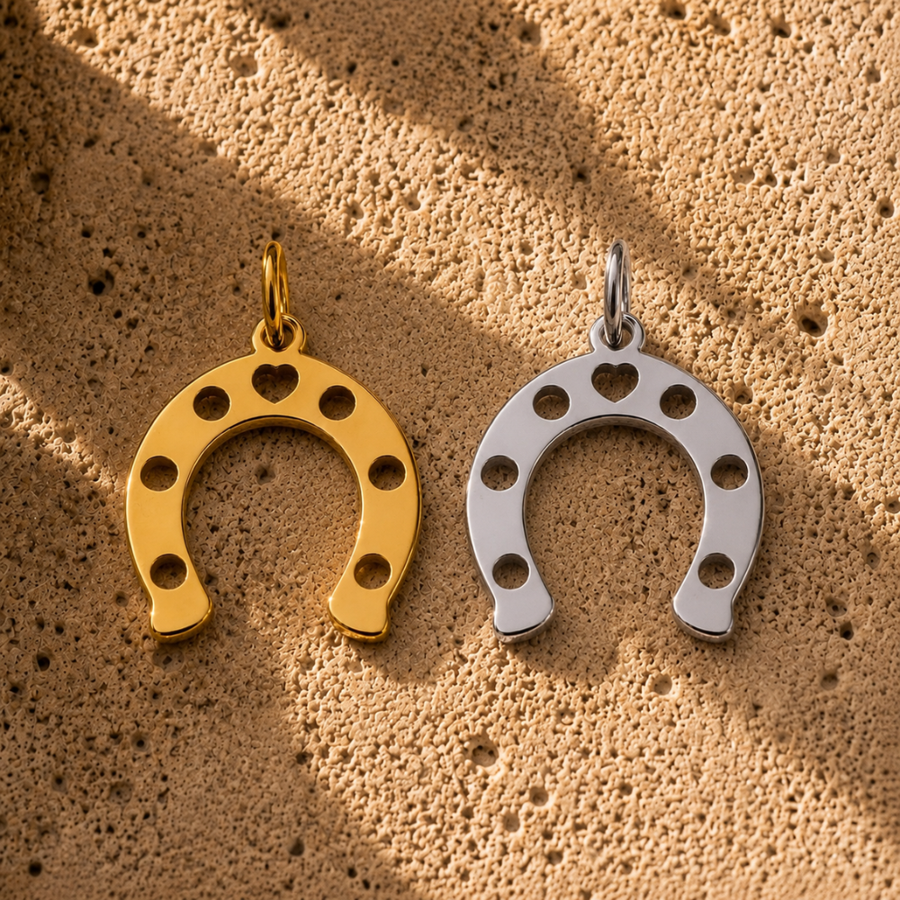 Charm Ferro di Cavallo | Collana Scaramantica con Ciondolo Fortuna