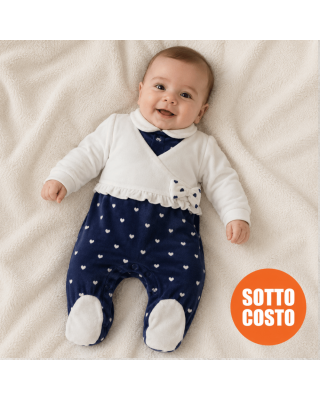 Winter Newborn jumpsuit, with hearts + "I'm daddy's meatball" print.