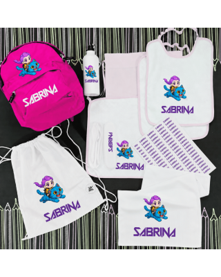 Packs promo asilo personalizzato bambina K‑Pop con zaino, borraccia, bavaglini, tovaglietta, sacche, posate ed etichette