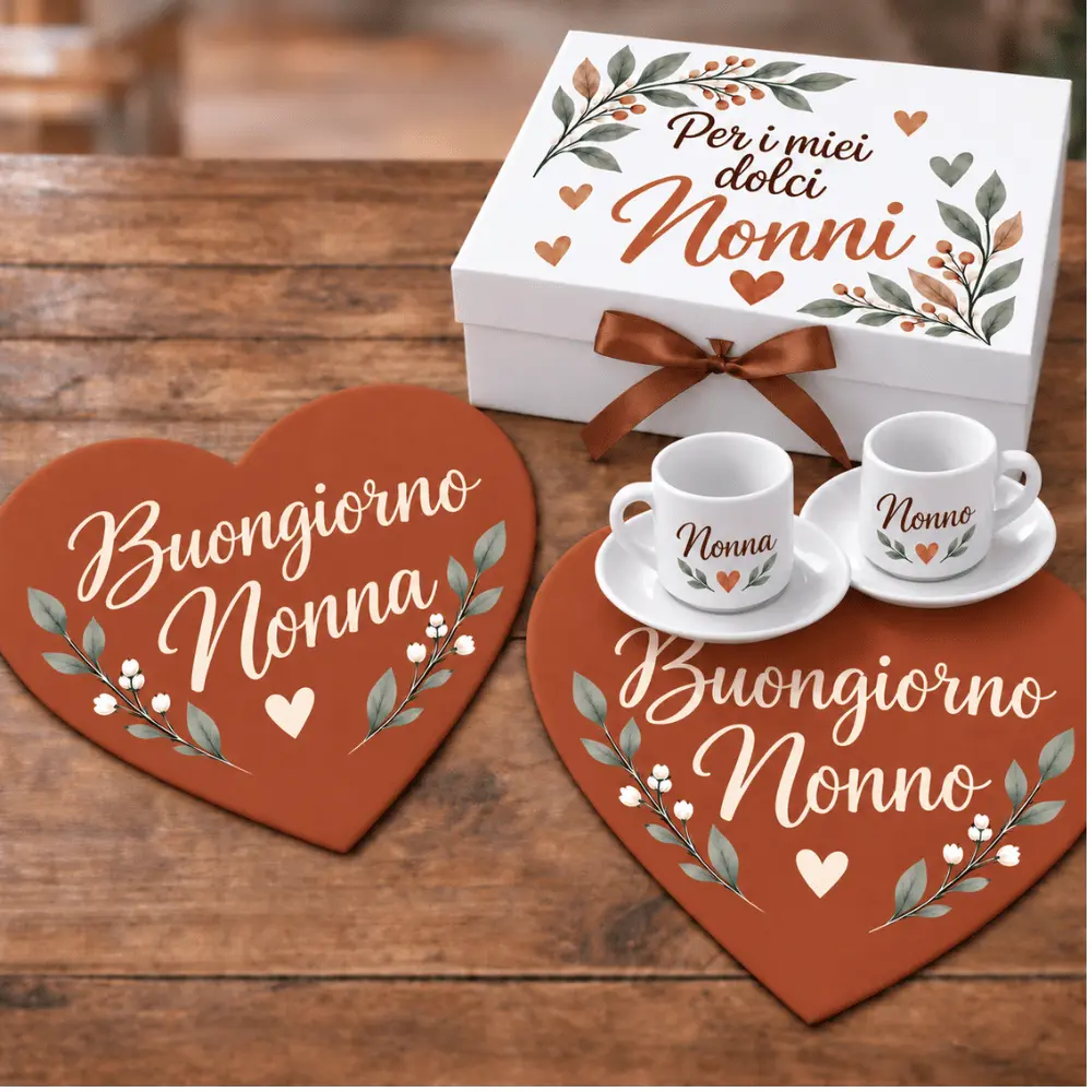Gift Box Festa dei Nonni con tazzine Nonna e Nonno e tovagliette a cuore