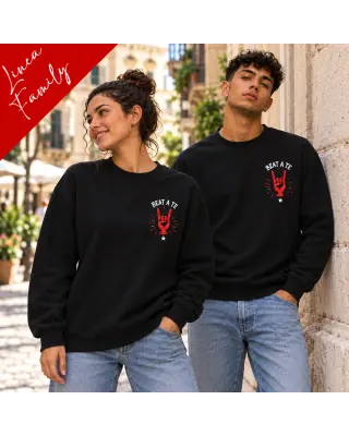 mano che fa le corna scaramanzia