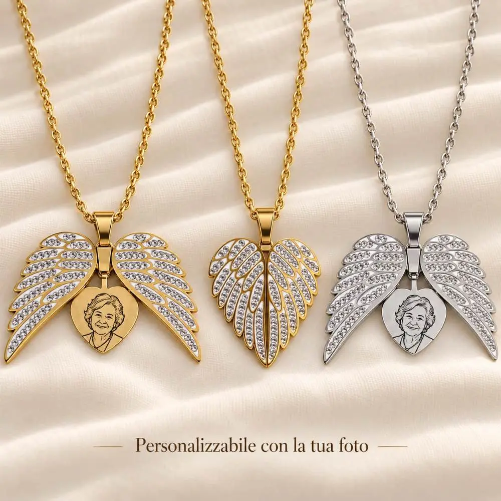 Collana ali d’angelo con cuore e ritratto inciso, modello aperto e chiuso color oro e variante color argento