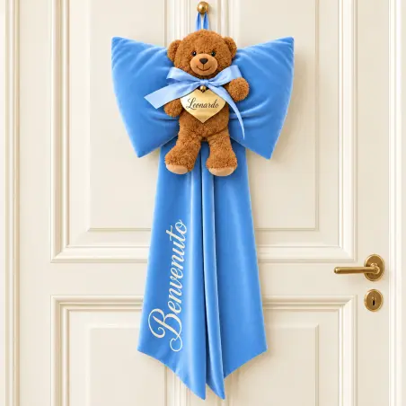Fiocco nascita azzurro in velluto con orsetto e cuore personalizzato con nome Leonardo.