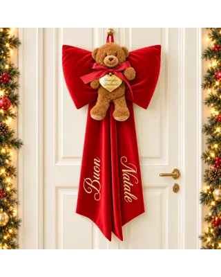 Fiocco natalizio in velluto rosso con orsetto, scritta Buon Natale e cuore in plexiglass personalizzato Famiglia Lombardi.