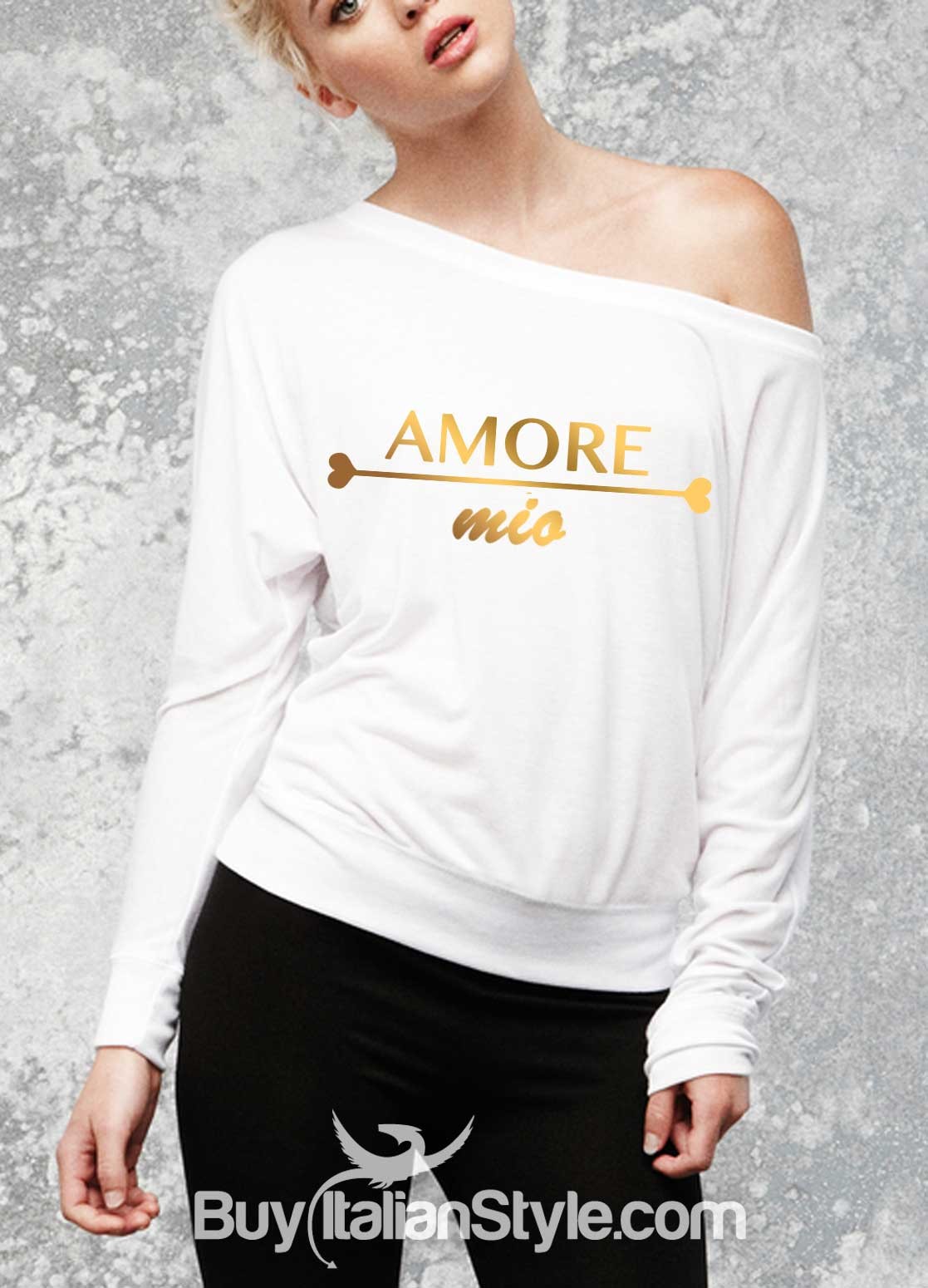 maglia con spalla scoperta