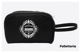 Portafogli e pochette in pelle con dediche ai nonni